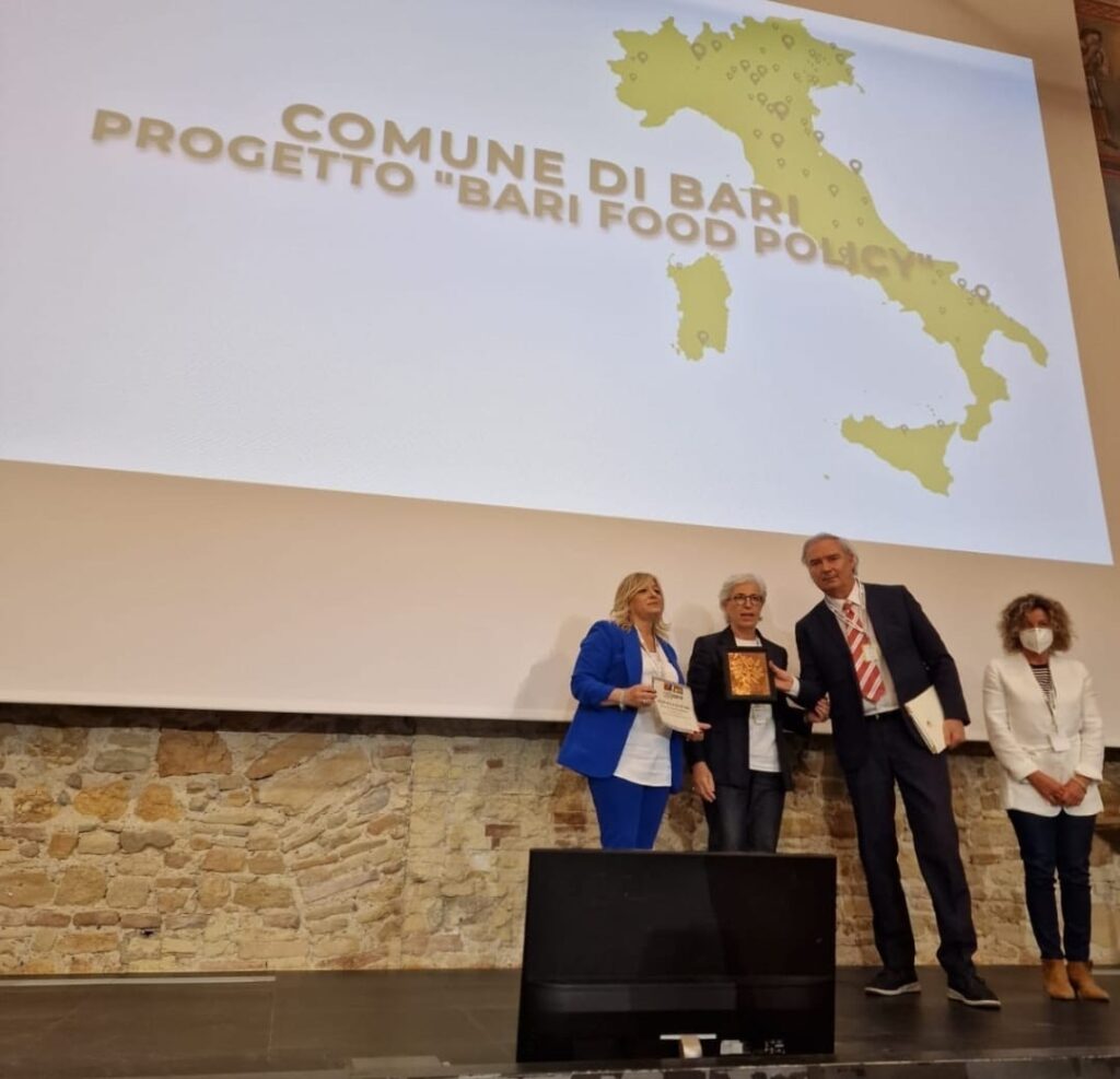 IL COMUNE COMUNICA – alla Città di Bari l’Oscar della salute 2022 per la Food policy: stamattina il consigliere Cascella alla cerimonia di premiazione ad Ancona