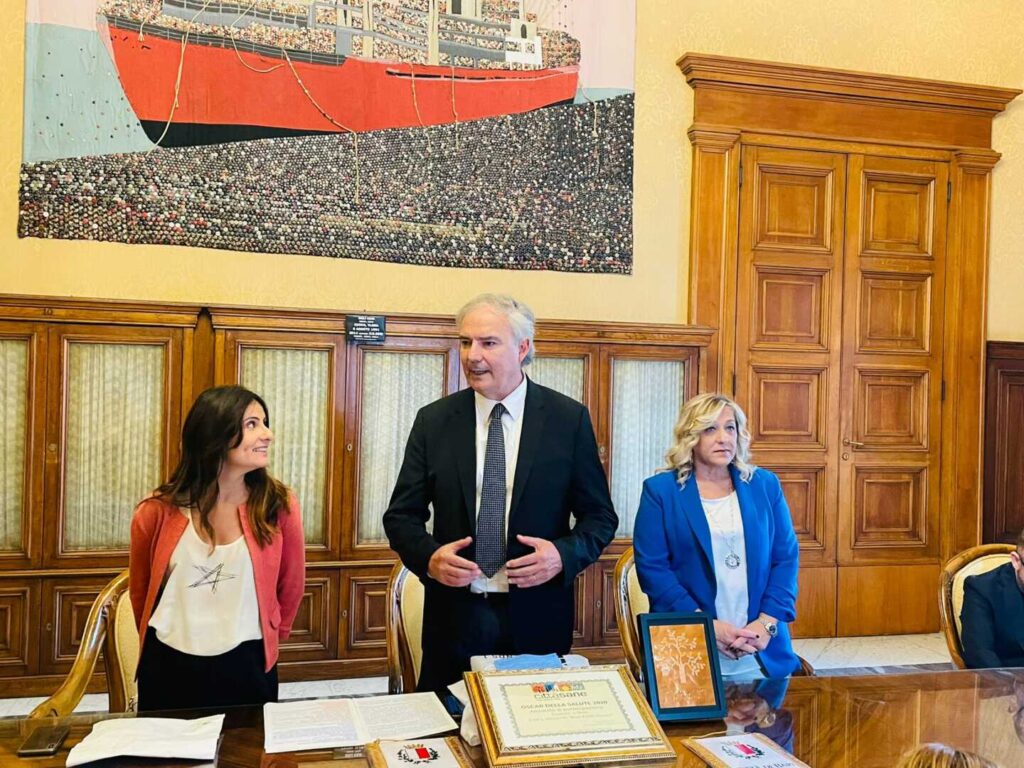 IL COMUNE COMUNICA – presentato questa mattina l’Oscar della Salute alla città di Bari per il progetto Bari Food Policy