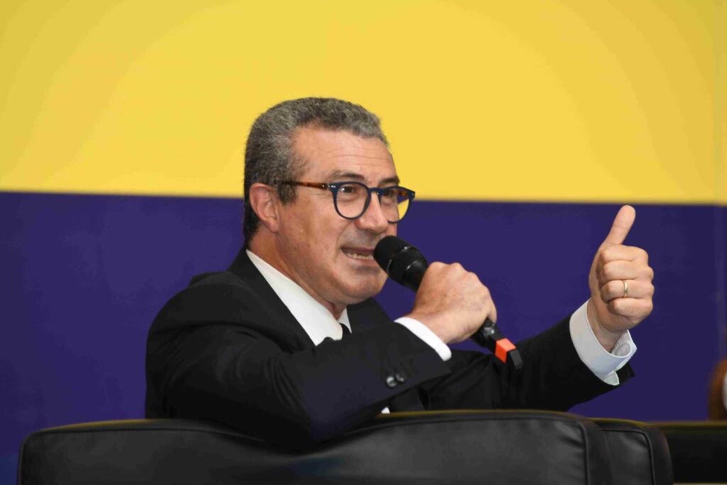 Edilizia, la giunta regionale vara il Regolamento unico. Cordaro: «Uniformare le procedure sul territorio»