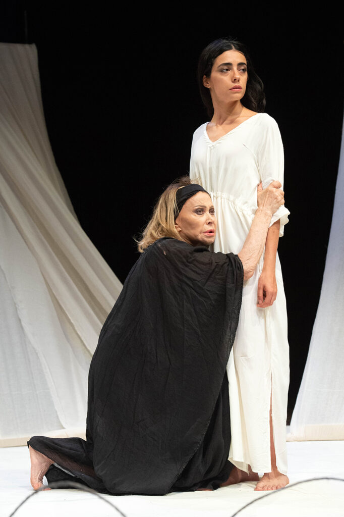 TAU Teatri Antichi Uniti ad ASCOLI PICENO _ GIOV 27 LUGLIO _ comunicato stampa