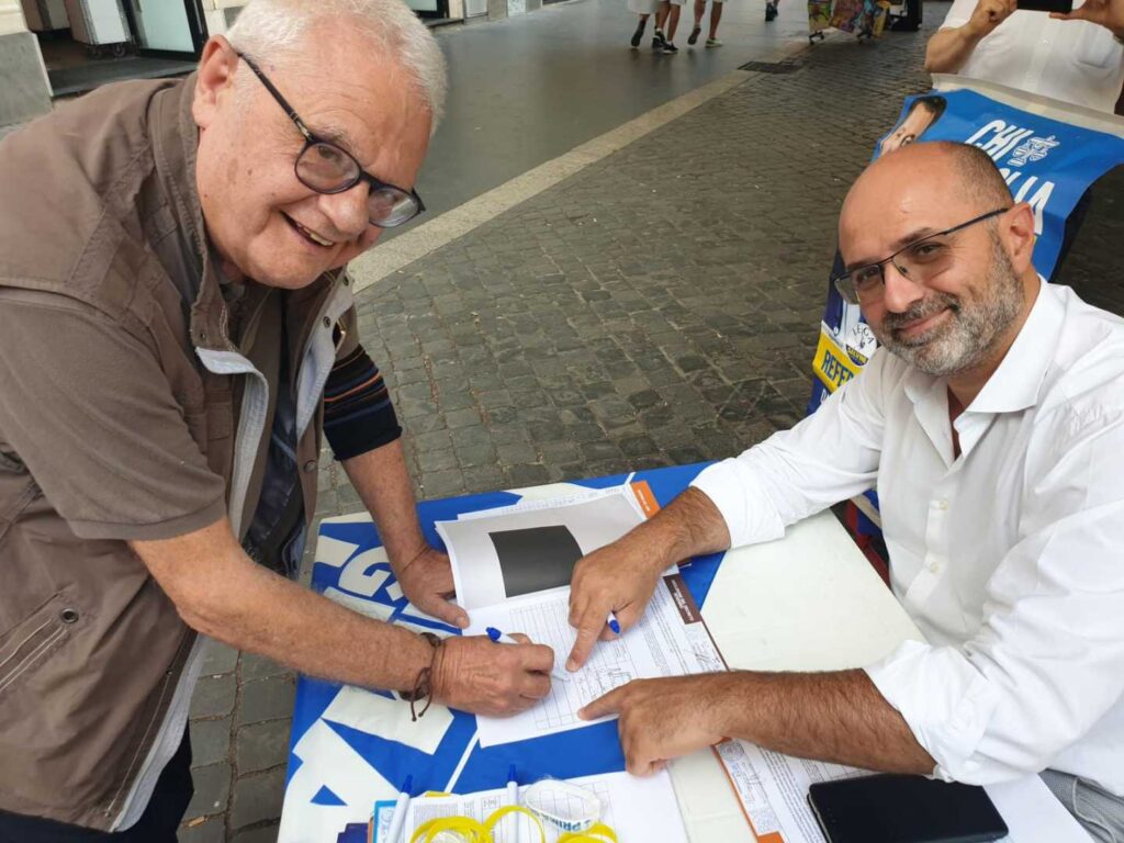 REFERENDUM GIUSTIZIA, FIRMANO ANCHE DINI E RIENZI