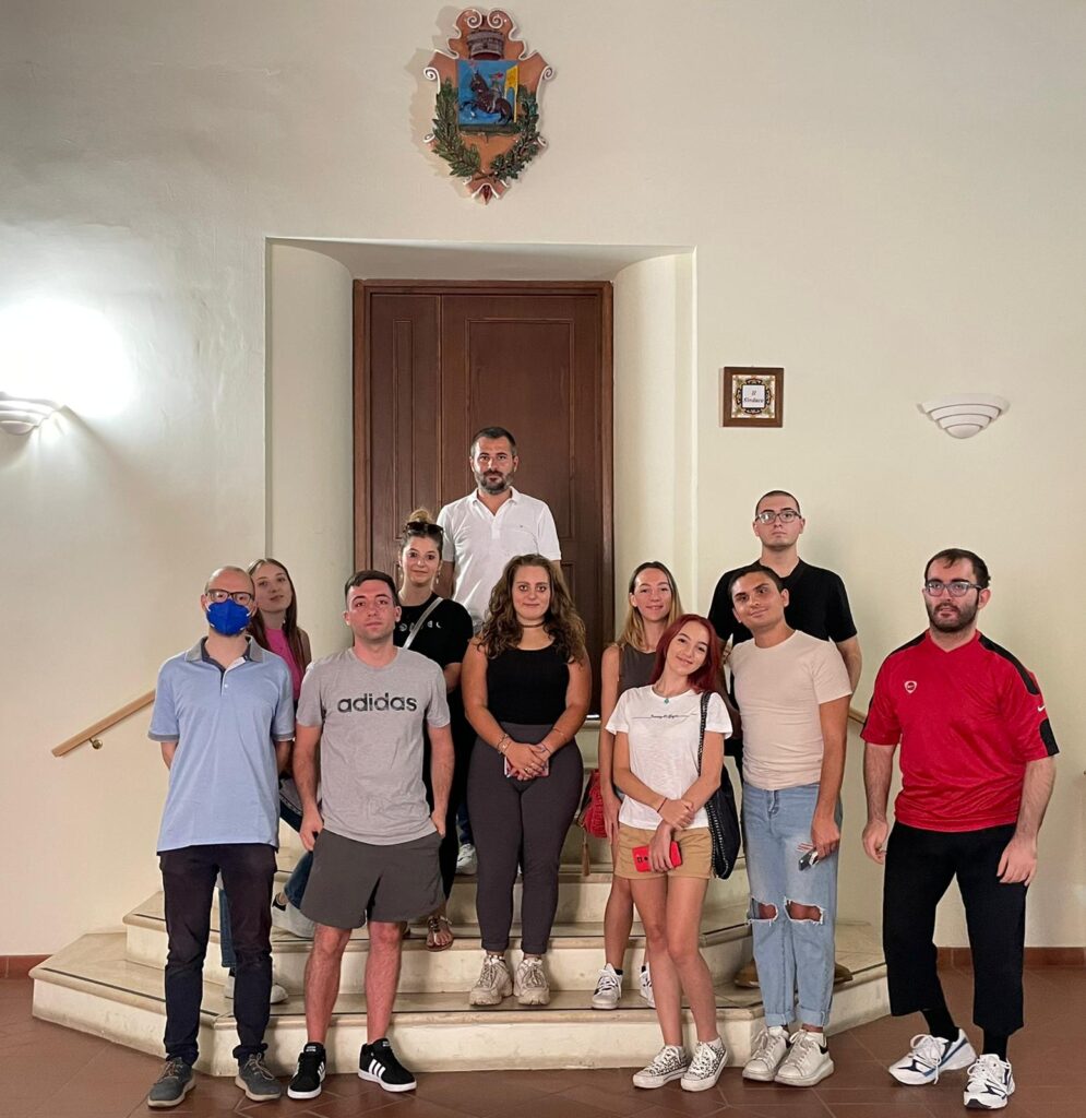 CS: SERVIZIO CIVILE, DODICI NUOVI RAGAZZI IMPIEGATI IN COMUNE E SCUOLE PER UN ANNO