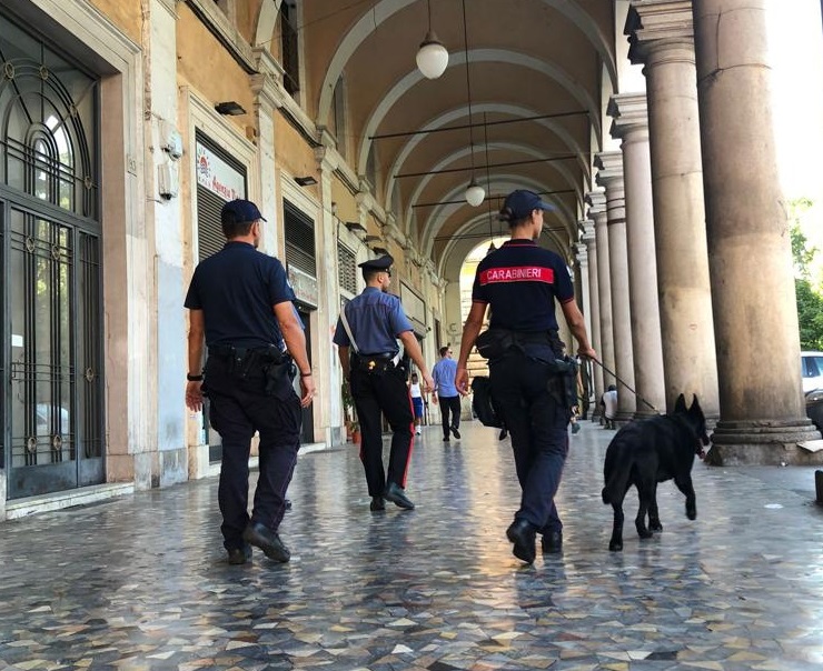 # CONTIENE FOTO # Roma. Operazioni straordinarie di controllo interforze a tutela dell’ordine e della sicurezza pubblica nell’area della stazione Termini e nel quartiere Esquilino