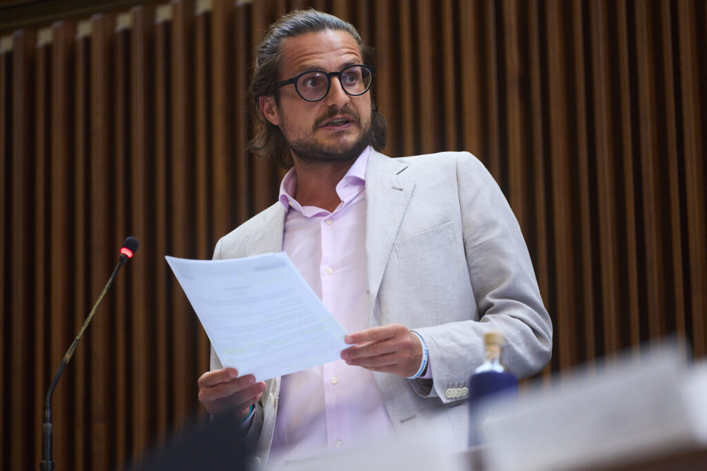 (ACON) SALUTO ROMANO SEQUALS. BULLIAN (PAT-CIV): FATTI NON PI TOLLERABILI