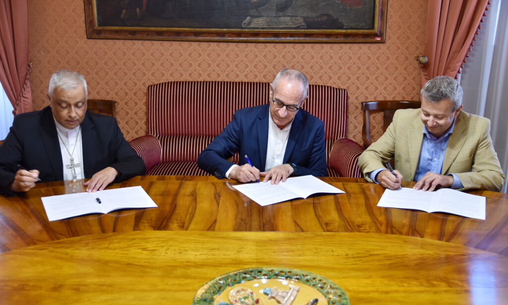 Firmato il protocollo che istituisce il Centro di documentazione per la storia dei Gremi e dei Candelieri