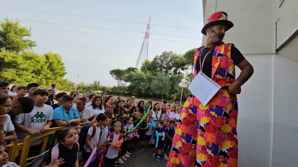 CS _ ERCOLANO, PRIMO GIORNO DI SCUOLA DEDICATO A GIOGIÓ.
