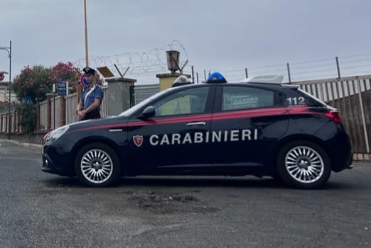 #CONTIENE FOTO# CIAMPINO – PICCHIA IL PADRE 81ENNE INVALIDO RIDUCENDOLO IN FIN DI VITA. CARABINIERI ARRESTANO 50ENNE.