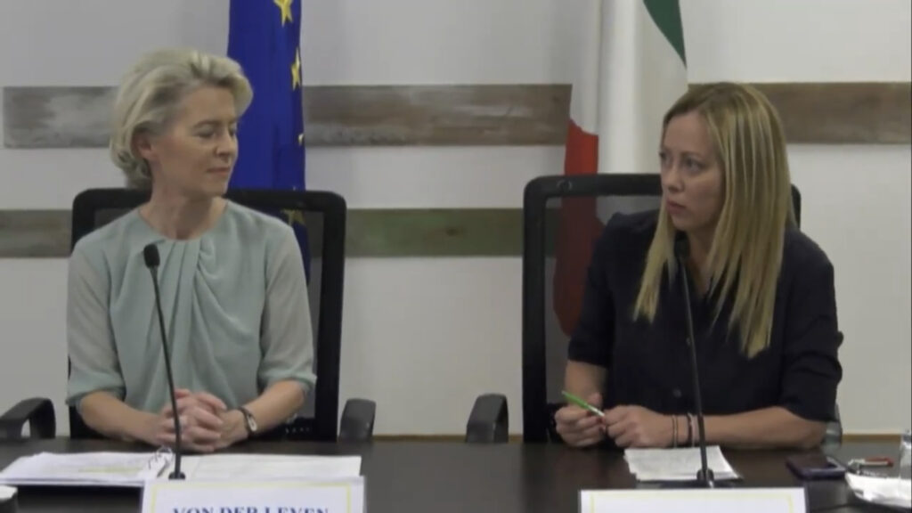 Migranti, Meloni-von der Leyen a Lampedusa