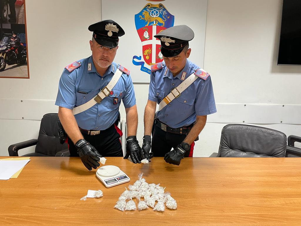 #CONTIENE FOTO# MONTEROTONDO (RM) – CARABINIERI ARRESTANO TRE UOMINI GRAVEMENTE INDIZIATI DI DETENZIONE DI COCAINA AI FINI DI SPACCIO.