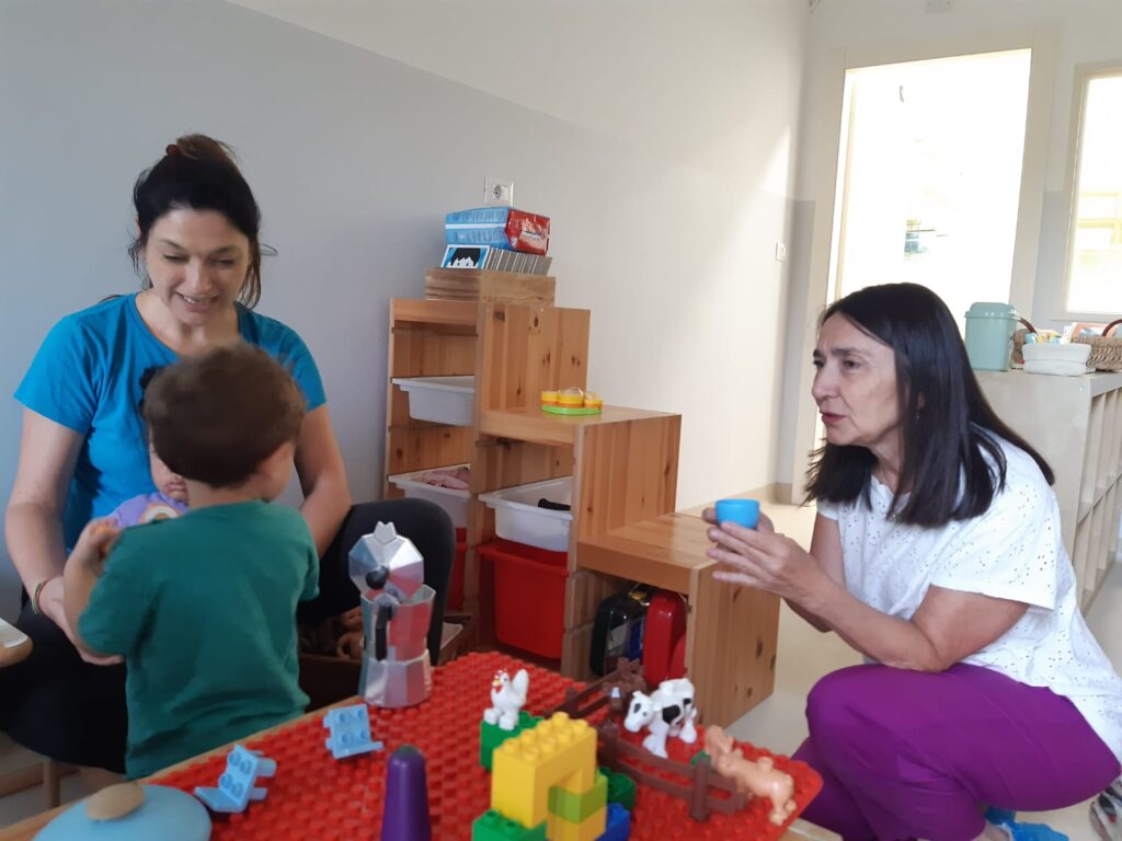 Nidi d’infanzia, al via il nuovo anno educativo. L’assessora Corvi in visita ad alcune strutture: “Situazione dinamica, gli inserimenti proseguono sino a fine ottobre”