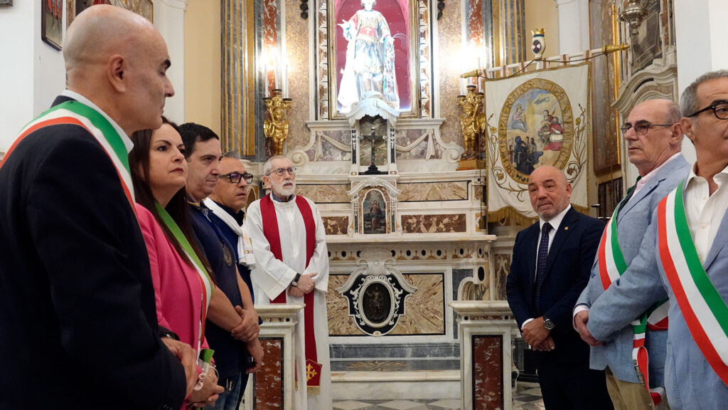 TURISMO, INAUGURATO IL CAMMINO DI SANT’EFISIO. ASSESSORE CHESSA: ‘DA CAGLIARI A NORA SULLE ORME DEL MARTIRE PROTETTORE DELLA SARDEGNA, IN UNA SUGGESTIVA PROCESSIONE CHE CONIUGA DIMENSIONE SPIRITUALE E CULTURALE’