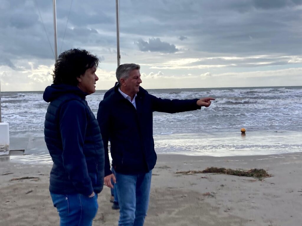 (ARC) Turismo: Bini, interventi rapidi a Grado su spiagge danneggiate