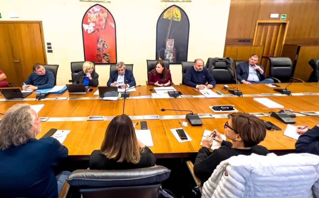 (ACON) MIGRANTI. GRUPPO PD: STOP SPECULAZIONI, ACCOGLIENZA DIFFUSA FUNZIONA