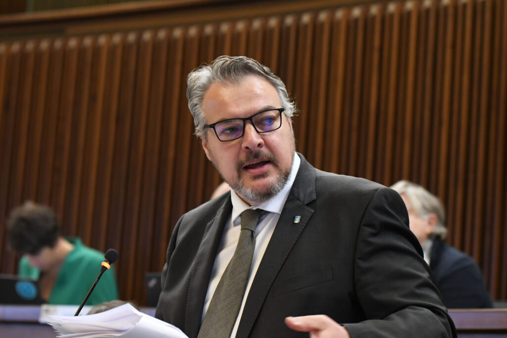 (ACON) ASSESTAMENTO BIS. OK AULA ART 8. FONDI A DONATORI SANGUE E ANZIANI