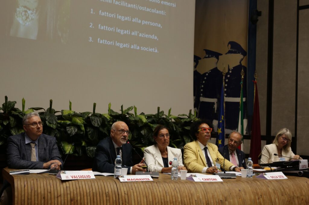 CS Polizia di Stato sostiene le donne con tumore al seno con un nuovo progetto. Ogni giorno 496 morti e 1071 diagnosi di tumore in Italia