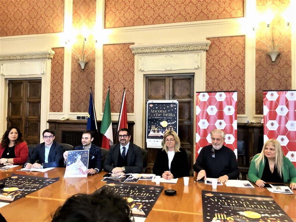 Comune di Ancona – cartella stampa NATALE 2023 PRESENTAZIONE “Ancona che brilla”