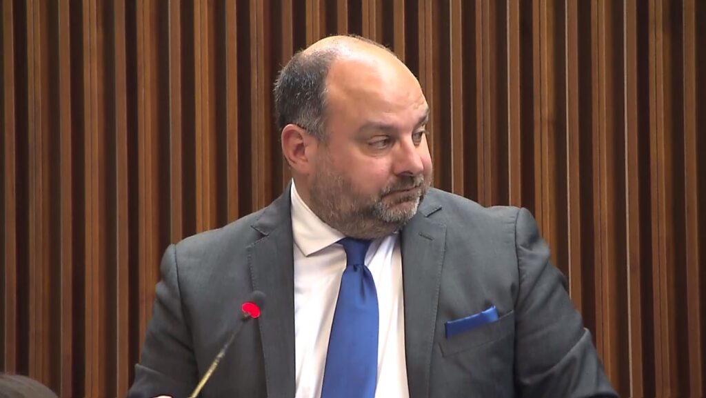 (ACON) CONFIDI. MORETTI (PD): FUSIONE TRASFORMA FVG IN DEPENDANCE VENETO