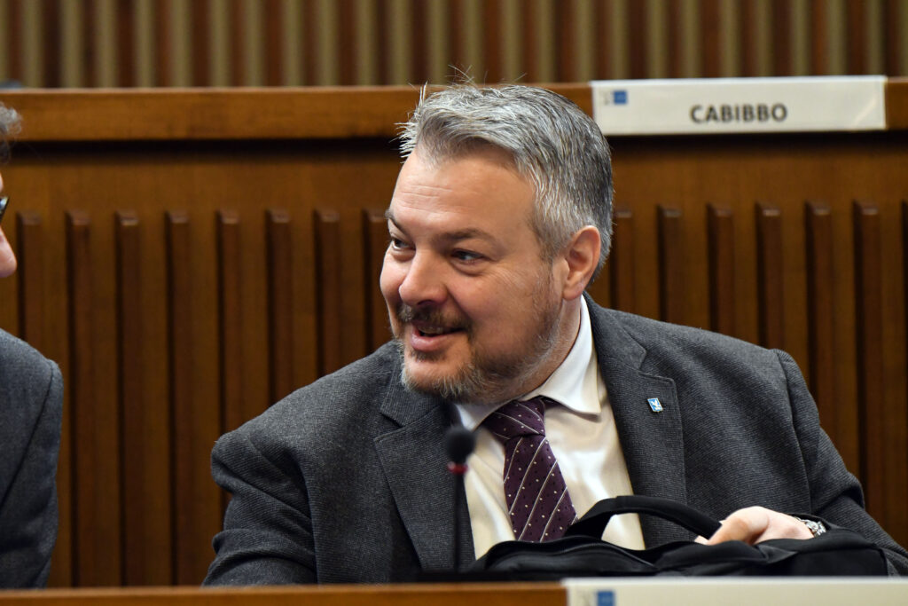(ACON) ISLAM. BERNARDIS (FP): BUONSENSO NEGARE IL VELO NEGLI UFFICI PUBBLICI