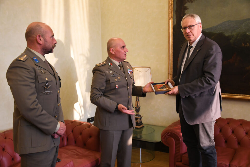 (ACON) ESERCITO FVG. BORDIN: CAMBIO AL COMANDO, MA LA COLLABORAZIONE CONTINUA