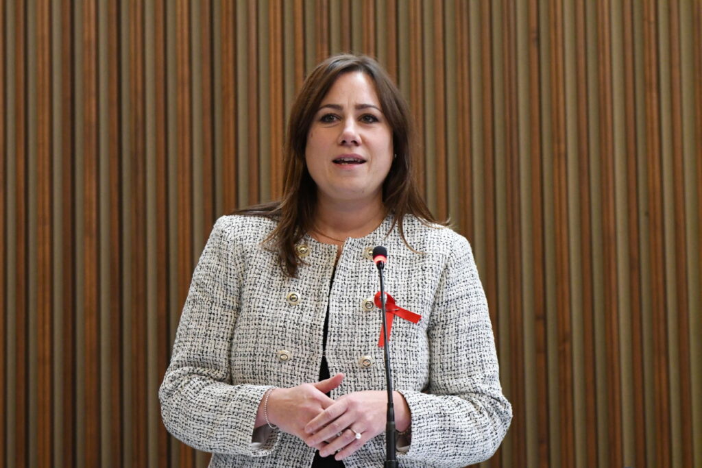 (ACON) SCUOLA. CELOTTI (PD): SU DIMENSIONAMENTO GIUNTA FVG SI ADEGUA E TACE