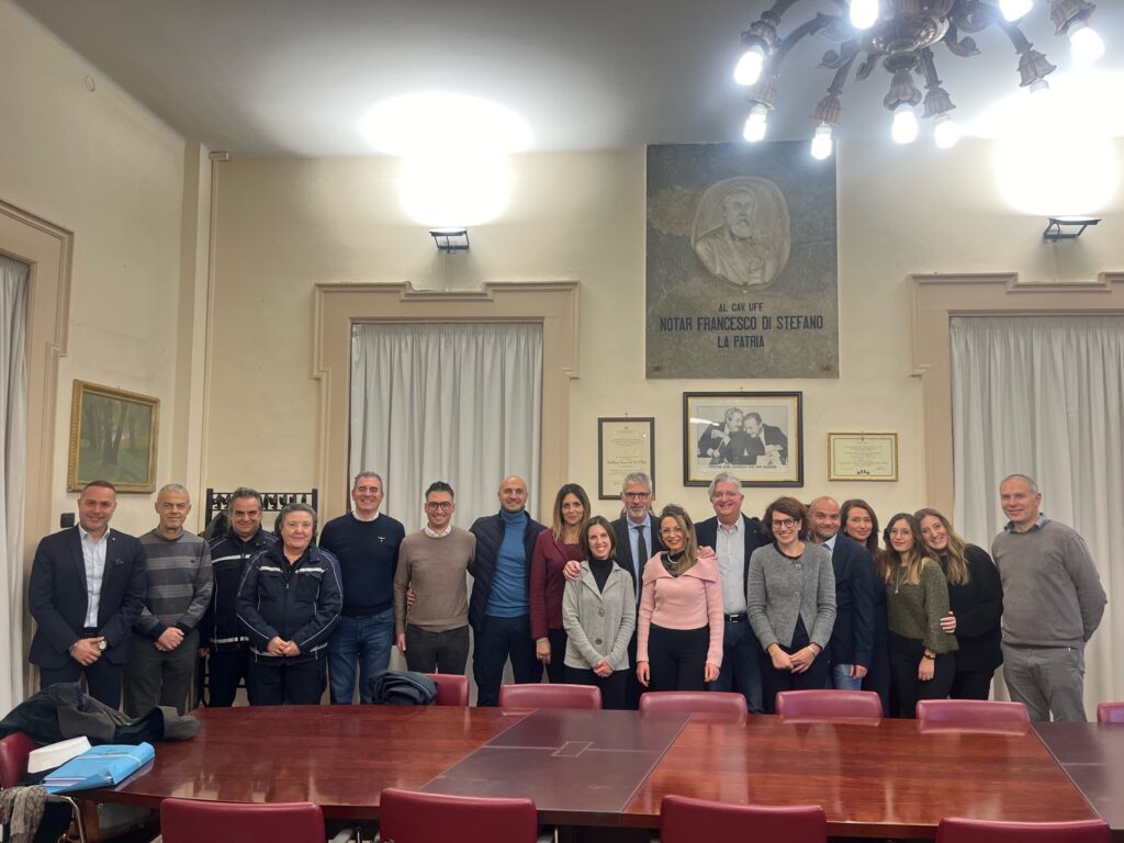 Cs. n.603 Assunti dieci nuovi dipendenti al Comune di Ragusa + foto