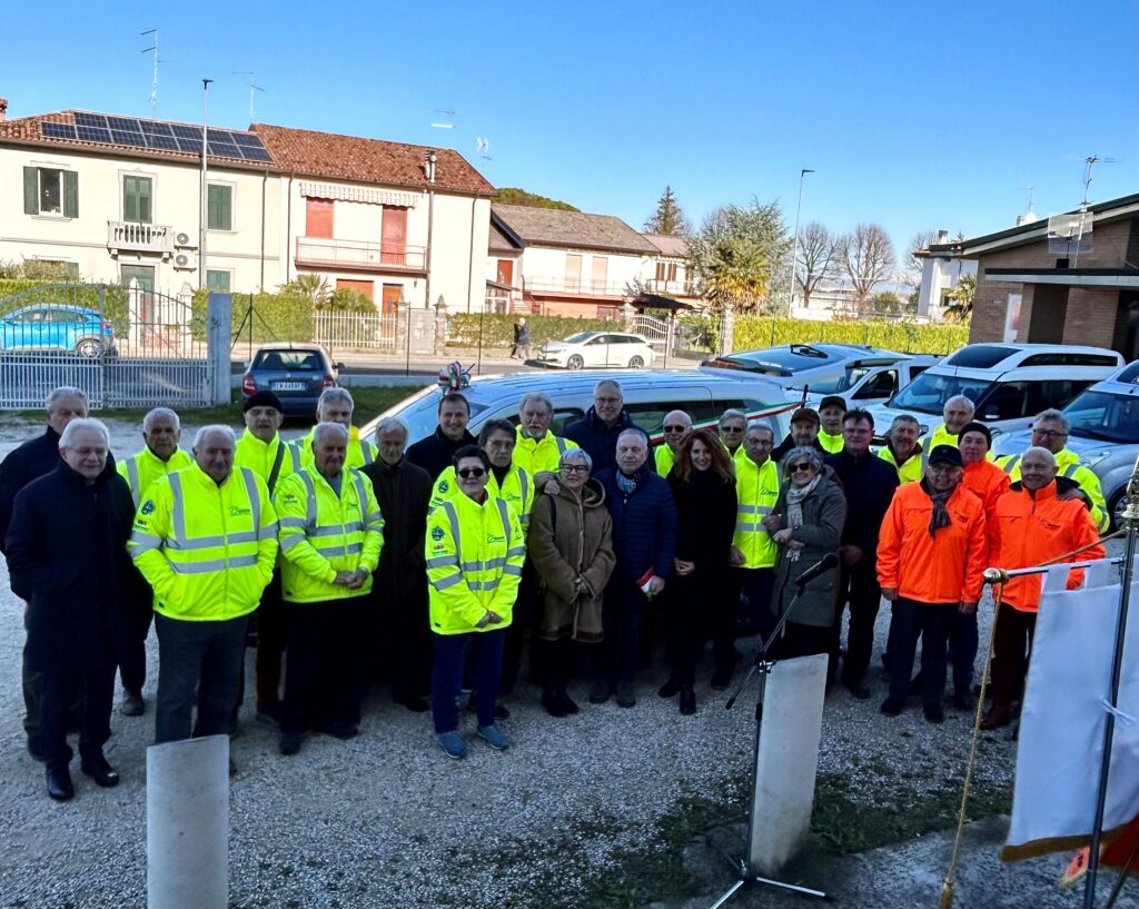 (ACON) SOCIALE. BORDIN A PALAZZOLO: NUOVA VETTURA AUSER PER ANZIANI E FRAGILI