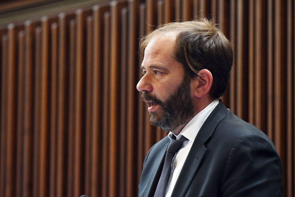 (ACON) SALUTE. GIACOMELLI (FDI): A BURLO DI TS ARRIVA ROBOT FARMACI PEDIATRIA