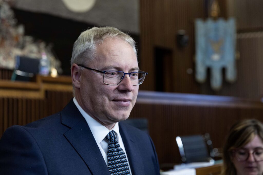 (ACON) PARI OPPORTUNIT. BORDIN: SERVONO NORME PI FORTI PER TUTELA DONNA