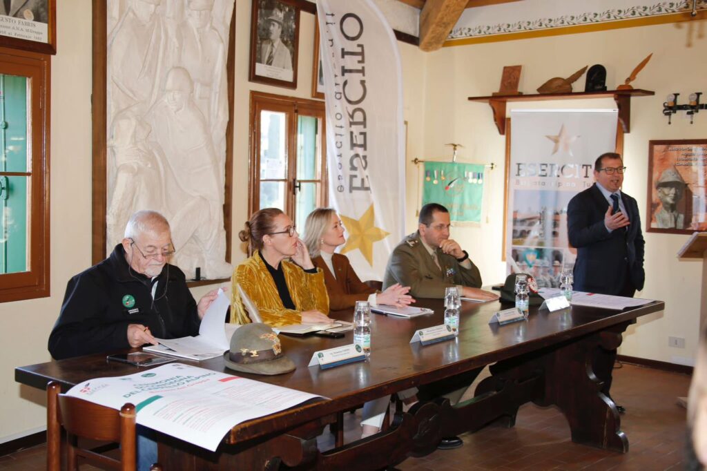 Comunicato Stampa 127/2024 ISTRUZIONE-FORMAZIONE-LAVORO. ASSESSORE DONAZZAN PRESENTA IL PROGETTO ‘NOI CI DAREM LA MANO’: “I VOLONTARI A FERMA INIZIALE DELL’ESERCITO INCONTRANO LE SCUOLE”