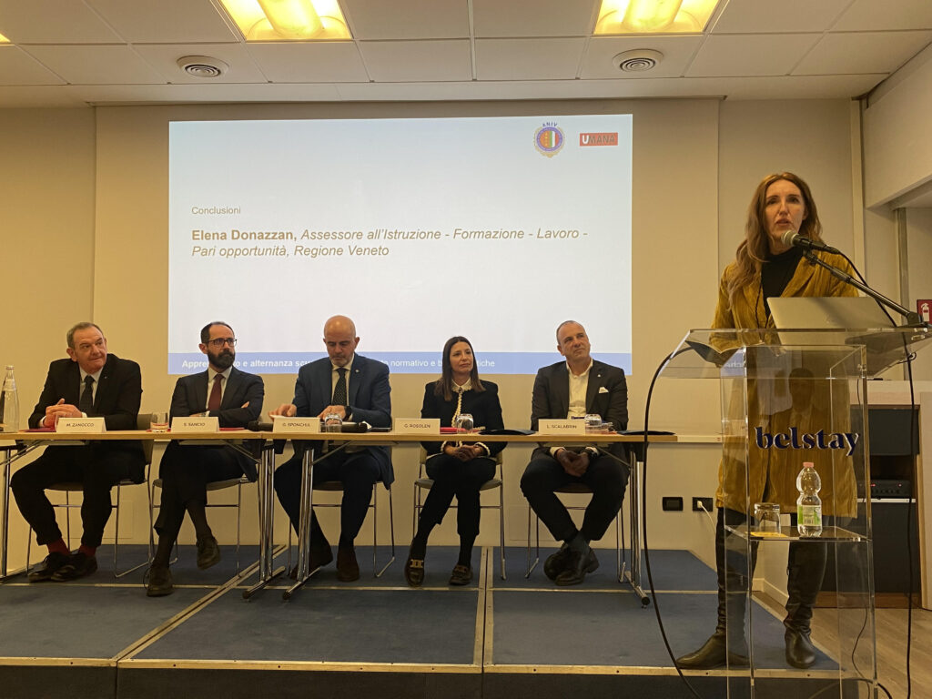 Comunicato Stampa 121/2024 FORMAZIONE E LAVORO. ASSESSORE DONAZZAN A CONVEGNO SU APPRENDISTATO E NUOVE PRATICHE, “VA RAFFORZATA LA RETE TERRITORIALE DALLA SCUOLA ALL’IMPRESA PER TRATTENERE I TALENTI E MANTENERE LA COMPETITIVITA’ DEL TERRITORIO