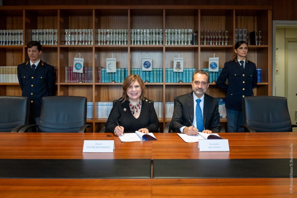 Polizia di Stato – Siglato Protocollo d’intesa tra la Direzione Centrale Anticrimine della Polizia di Stato e l’Associazione nazionale di enologia “Le donne del vino”