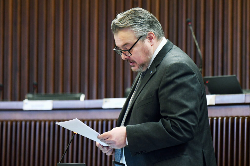 (ACON) FONDI UE. BERNARDIS RELAZIONA AD AULA: UTILIZZATI BENE, POCO PERSONALE