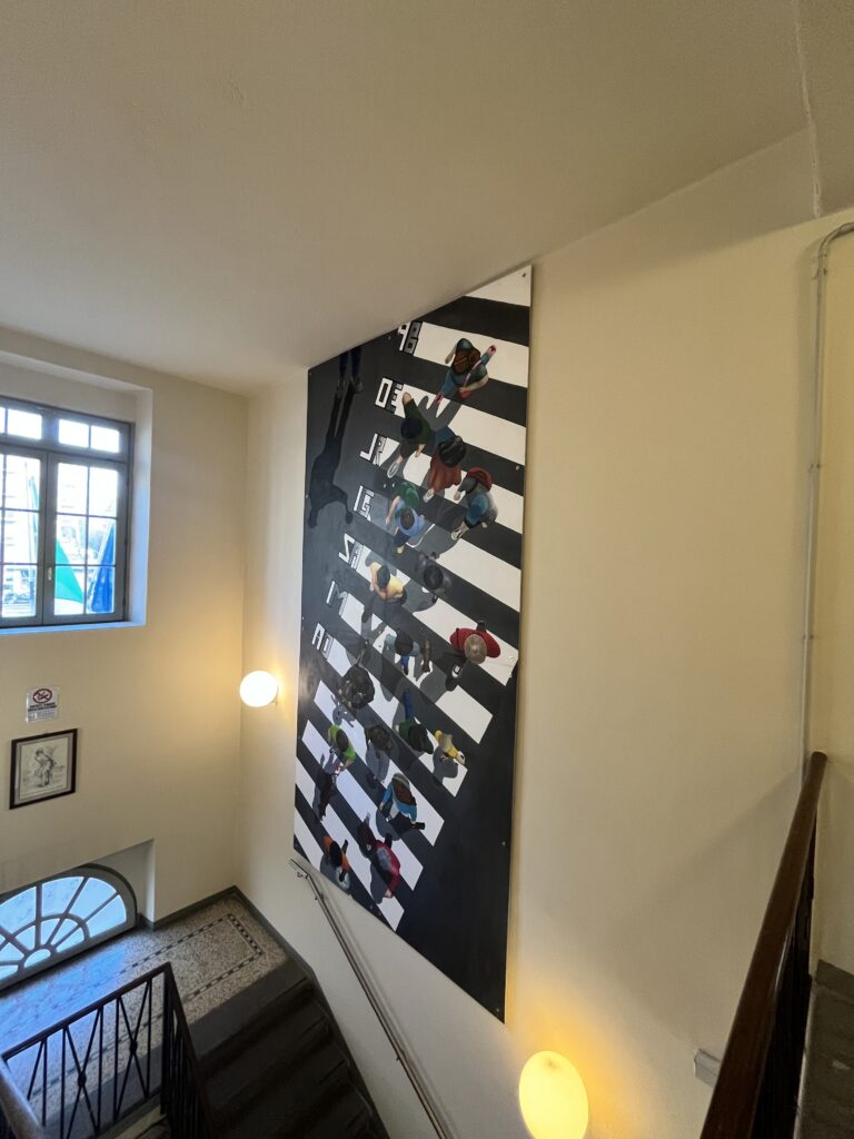 La scuola Fantoni decora il Comando di Polizia Locale di Bergamo