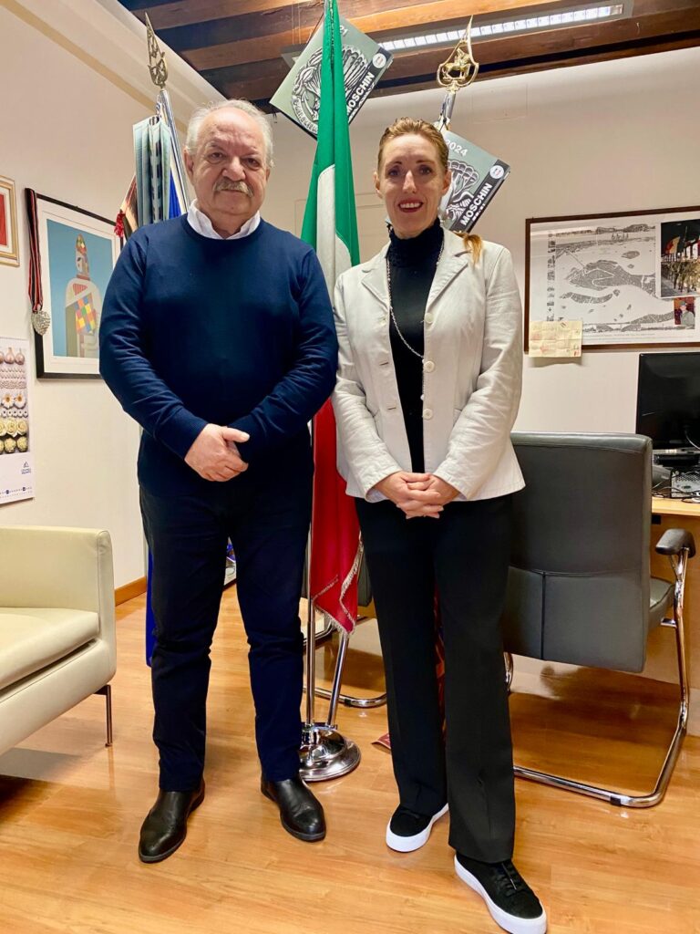 Comunicato Stampa 320/2024 ASSESSORE DONAZZAN AUGURA BUON LAVORO AL NUOVO SEGRETARIO REGIONALE UGL LUCIANO CONFORTI, “SICUREZZA SUL LAVORO E PARI OPPORTUNITÀ SONO PRIORITÀ CONDIVISE”