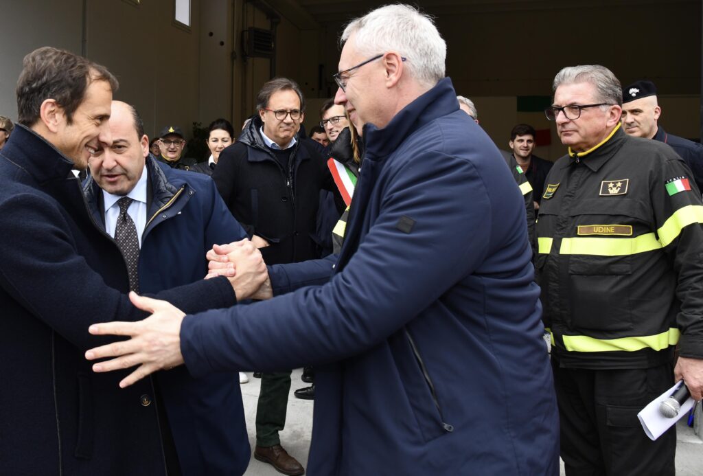 (ARC) Vigili Fuoco: Fedriga, sicurezza citt balneari fattore attrattivo