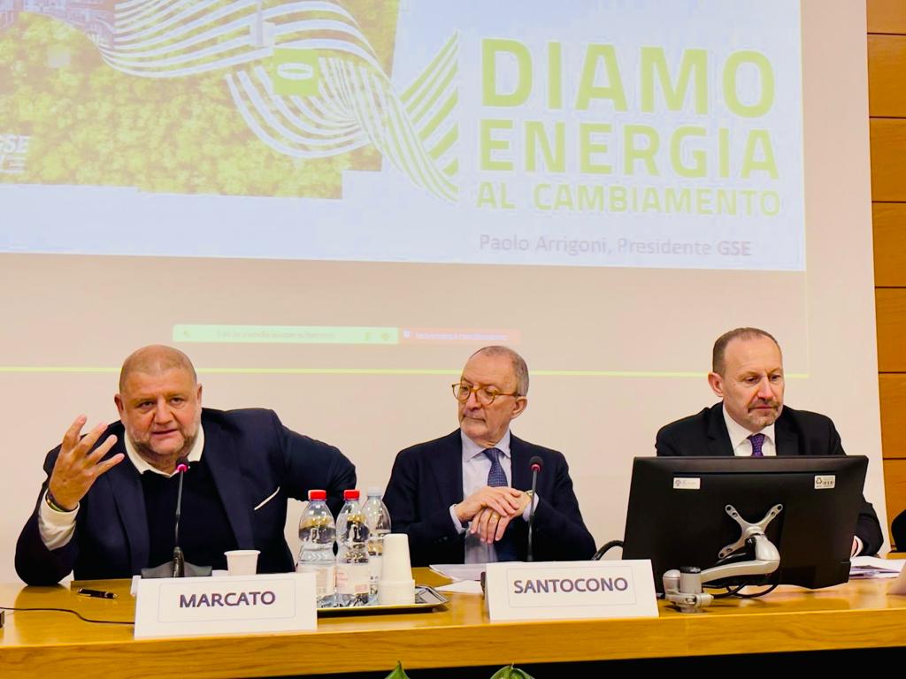 Comunicato Stampa 288/2024 ENERGIA. MARCATO A PADOVA PER CONVEGNO SU TRANSIZIONE ENERGETICA. “CREDIAMO NELLE COMUNITA’ ENERGETICHE RINNOVABILI, FONDAMENTALI PER AFFRONTARE LE SFIDE ENERGETICHE”