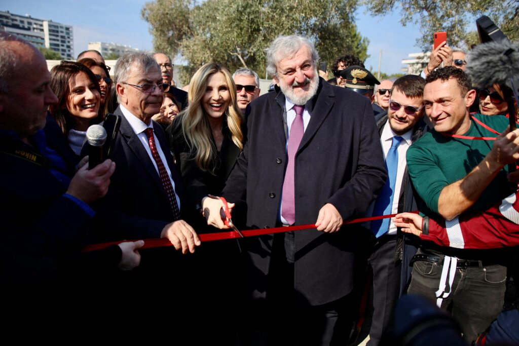 agenzia regionale 168.24 emiliano a inaugurazione villaggio trenta ore per la vita agebeo