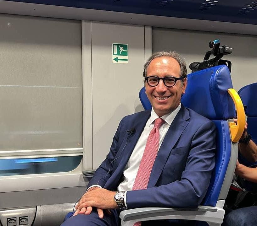 Treni, corse speciali per la Sagra del Mandorlo in fiore di Agrigento. Aricò: «Regione sostiene le grandi manifestazioni»