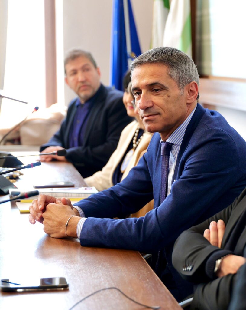 agenzia regionale 262.24 NASCE IL PORTALE PUGLIAEVOWORLD, TUTTA LA PUGLIA DELL’OLIO EXTRAVERGINE IN UN CLICK