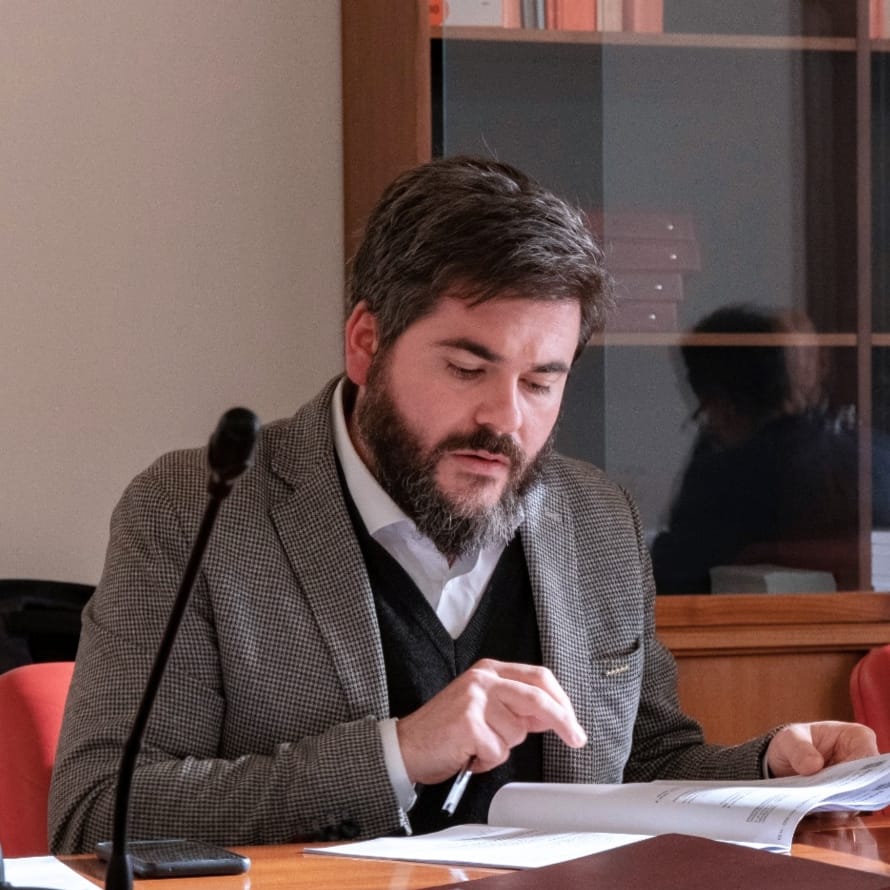 Da Roma taglio fondi Pnrr per gli ospedali, Thomas De Luca interroga la giunta Tesei: “Quali sono le opere definanziate e cosa fa la Regione Umbria per opporsi?”