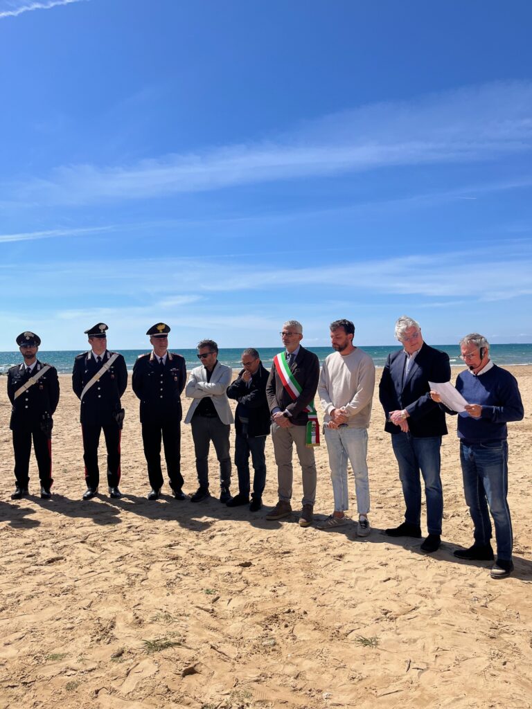 Cs.n.185 + foto – 186 + foto