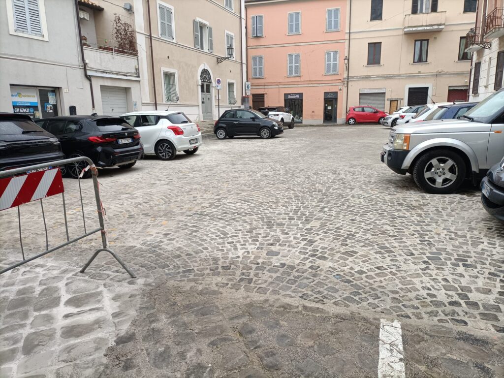 Comunicato stampa: sistemazione piazza La Marmora