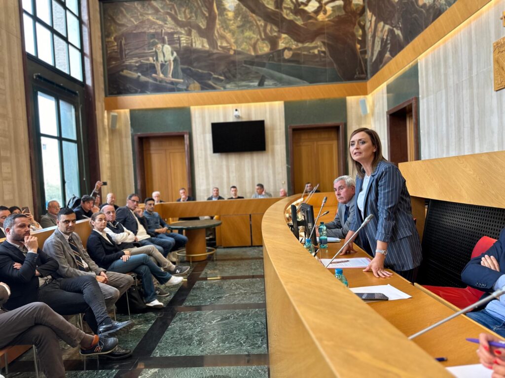 SPORT, L’ASSESSORE PALAZZO A LATINA INCONTRA ENTI, FEDERAZIONE E COMUNI – L’assessore Palazzo: «La Regione Lazio in ascolto prima della definizione della nuova legge sullo sport»