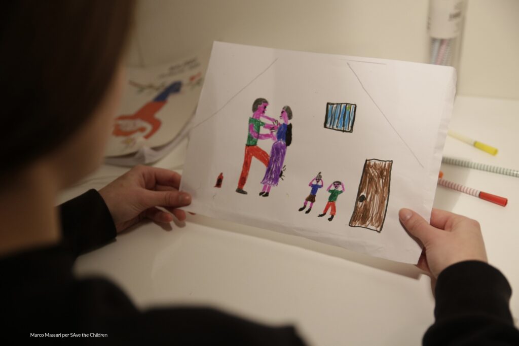 Polizia di Stato — Save the Children e Servizio Analisi Criminale: nel 2023 più di 5000 i minori conviventi direttamente o indirettamente coinvolti in episodi di violenza sulle donne e censiti negli interventi effettuati dalle Forze di polizia specificamente per “presunte violenze domestiche /di genere”