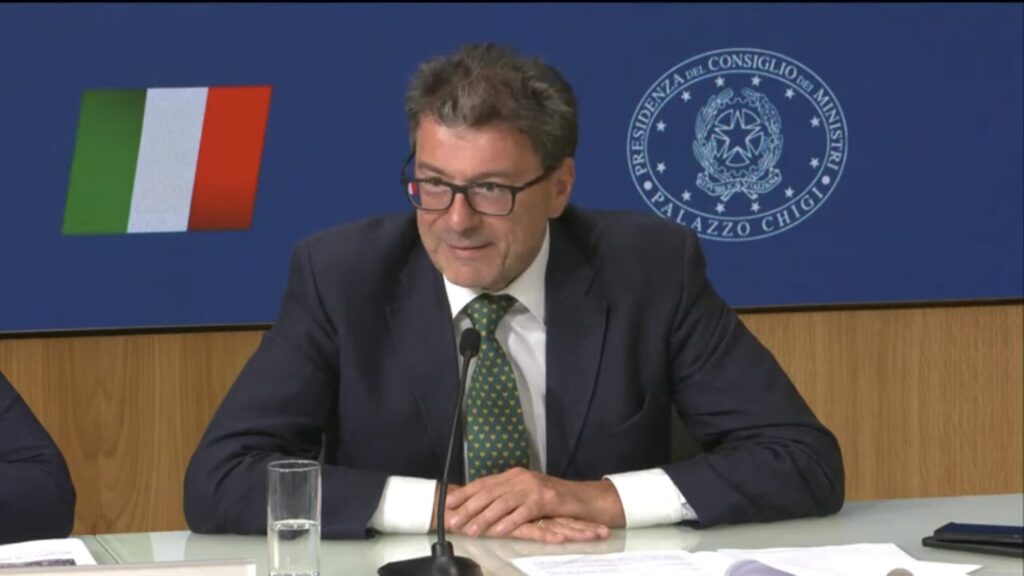 Gdf, Giorgetti: condoglianze ministro per tragica morte tre militari soccorso alpino
