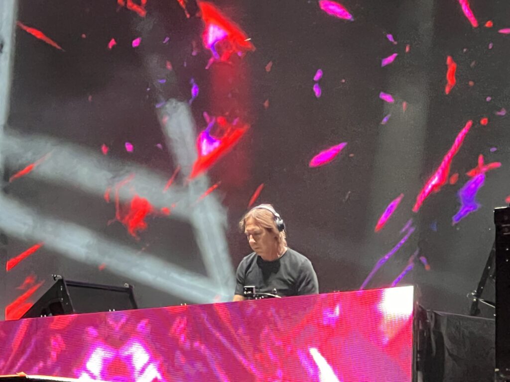 FERRARA SUMMER FESTIVAL, OLTRE 5MILA PERSONE IN PIAZZA PER IL FORMAT DEEJAY TIME CON FONDATORI DI RADIO DEEJAY ALBERTINI, FARGETTA, MOLELLA E PREZIOSO. ALBERTINI: “SIETE IL PUBBLICO PIÙ BELLO, TORNEREI IL PROSSIMO WEEKEND”