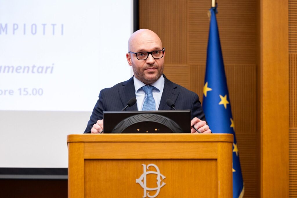 Graziano, Presidente Lorenzo Fontana: notizia lascia attoniti, vicinanza ai familiari