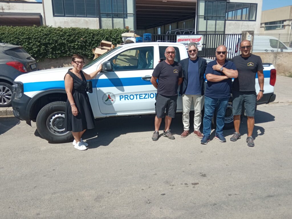Cs. n.358 Un nuovo mezzo arricchisce il parco macchine della Protezione Civile + foto