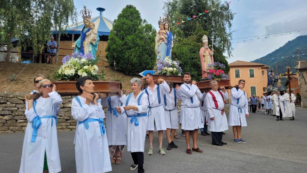 Moano (Imperia) in festa in occasione della festa della Madonna del Carmelo