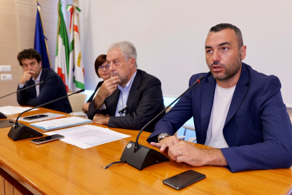 Agenzia regionale 808.24 ciliento, delli noci_ferrobonus e scalo surbo